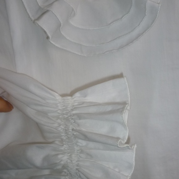 Mac & Jac White Ruffle 3/4 Button Down Blouse - Picture 3 of 8
